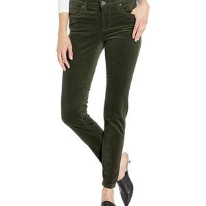 Kut From The Cloth Courds